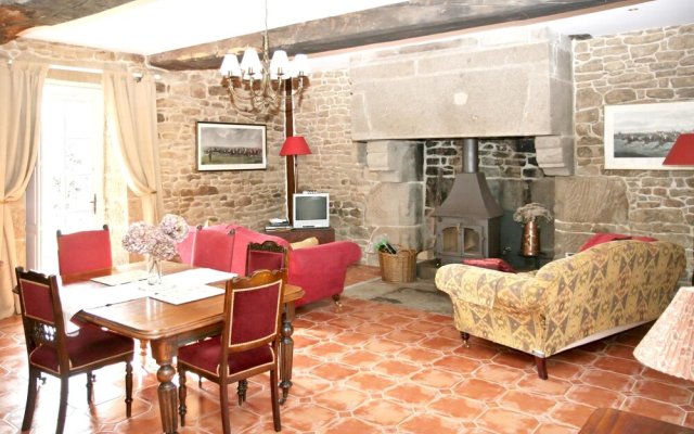 House With 3 Bedrooms in Monthault, With Enclosed Garden and Wifi - 50
