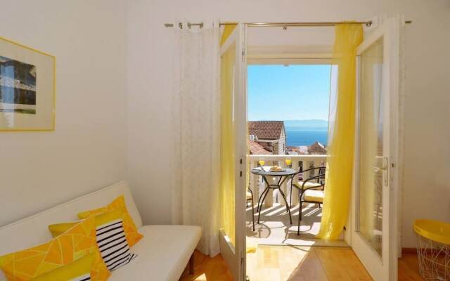 Stunning Apartment in Bol