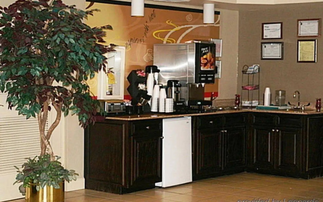 Regency Inn & Suites