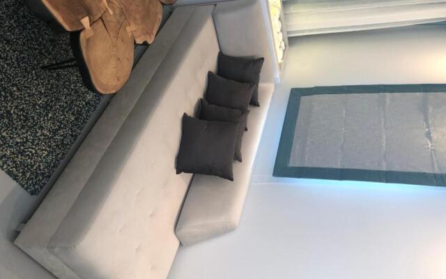 Room 11