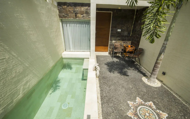 Airy Premier Renon Tukad Citarum LC1 Bali