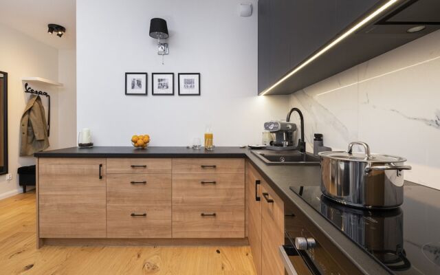 Gdańsk Apartment Vespa by Renters