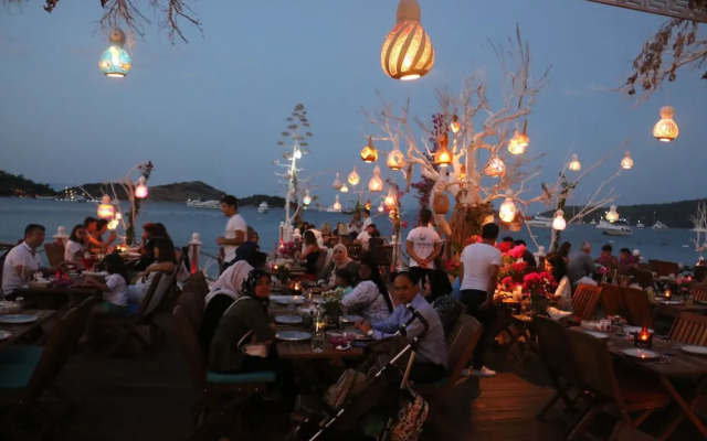 No 111 Boutique Hotel