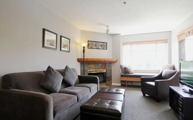 Marketplace Lodge by Whistler Retreats