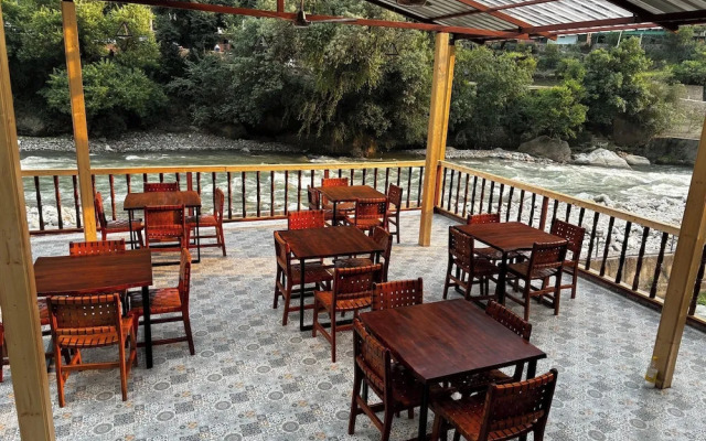 Virman Riverside Resort