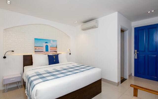 Chill Box Premier Beach Hotel