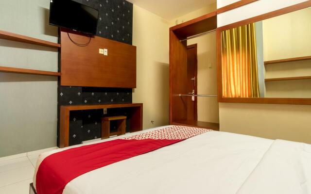 OYO 615 Residence Puri Hotel Syariah