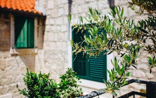 Apartments Nenad Split