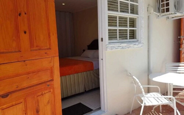 Maria Mulata Apartments