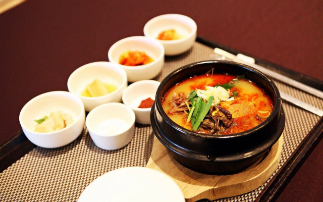 Raon Hotel & Resort