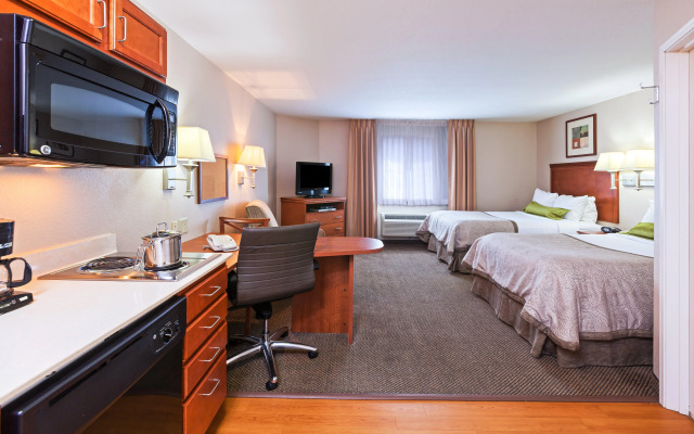 Candlewood Suites Owasso by IHG