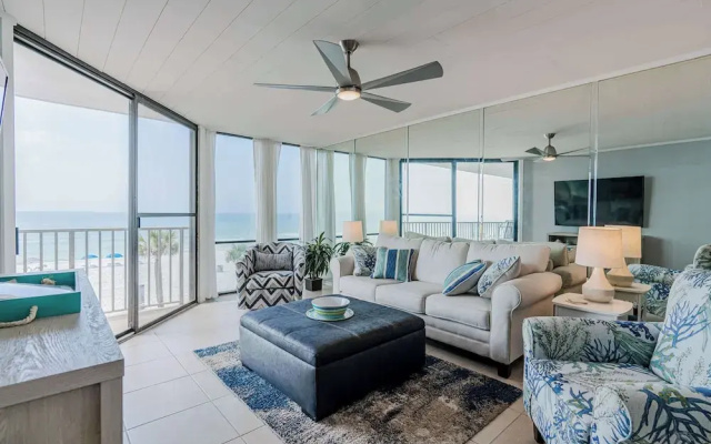 Beachfront Days Ocean View Condo Bliss