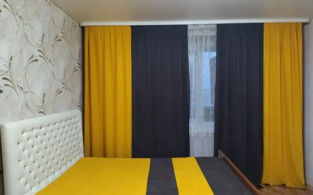 Апартаменты Домашний очаг на улице Артёма д. 98