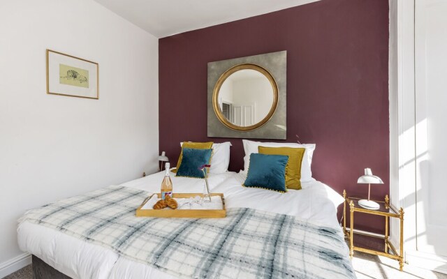 Duke Street City Center Apartment