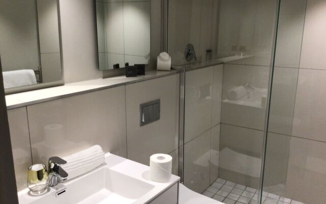 Urban Elephant At The Docklands