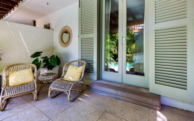 Cape Standard Guest House