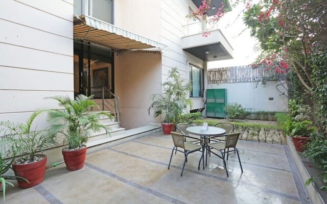 OYO 11524 Hotel Shubhhdeep Aashiyana