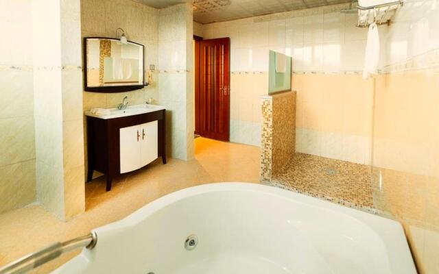 De Leopol Hotel