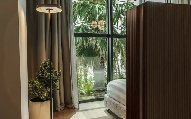 Zins Luxury Apartment 02