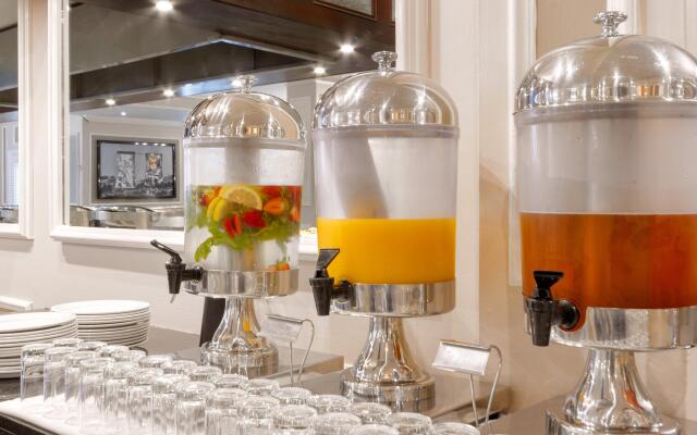 Holiday Inn Johannesburg Sunnyside Park by IHG