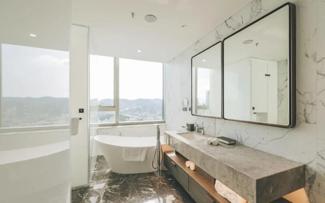 Atour Hotel IBC Shuibei Shenzhen