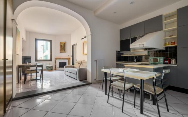 Torre Dell Orologio Apartment by Wonderful Italy