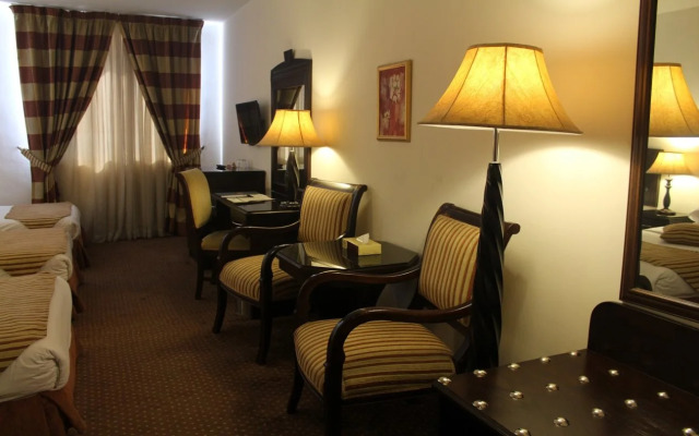 Al-Fanar Palace Hotel