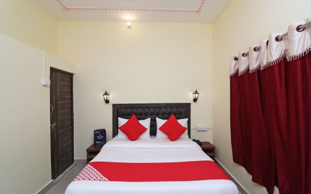 Sandhya Guest House by OYO Rooms