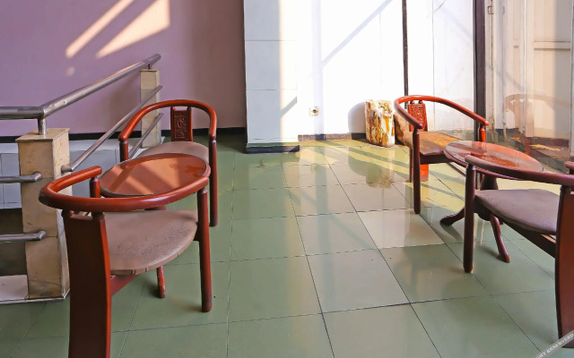 Collection O 92739 Hotel Pintu Besar Near Pancoran ChinaTown Point