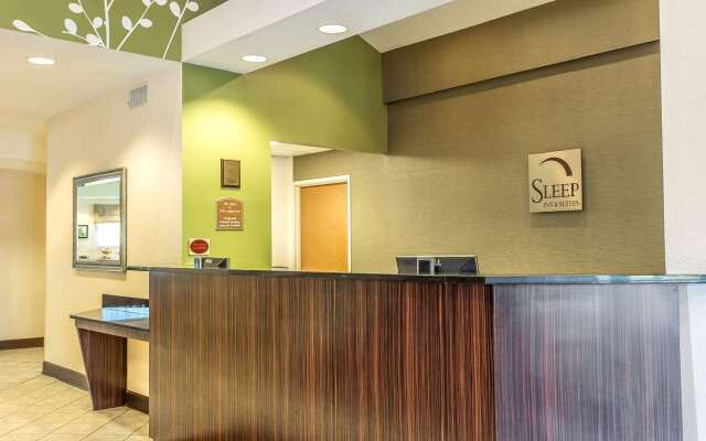 Sleep Inn & Suites