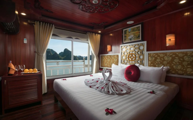 Rosa Cruise Halong