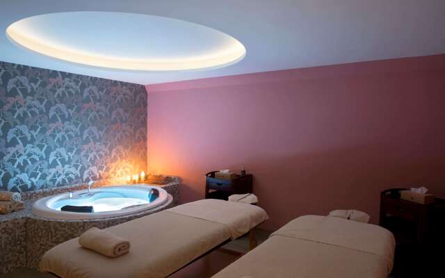 Dolce Athens A tica Riviera Hotel