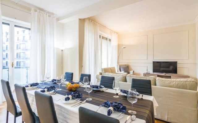 Luxury 3 Bedrooms Near Duomo