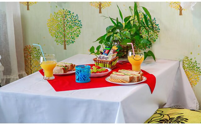 Yangyang Seaglow Rainbow Pension