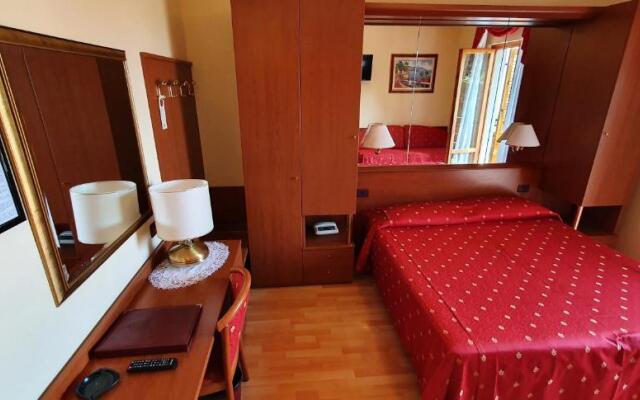 Hotel Diana