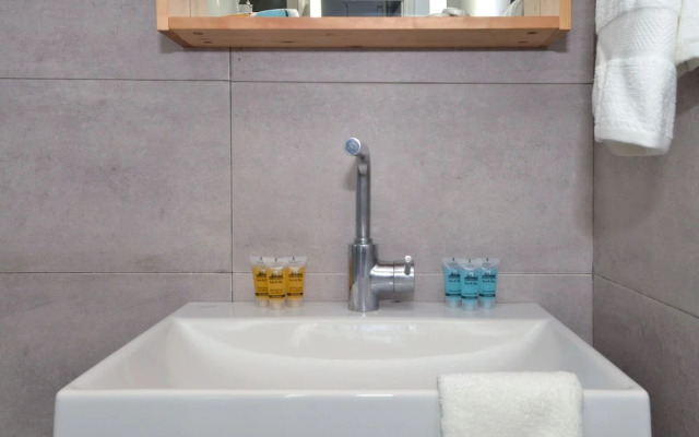 Thiseio a vintage apartment