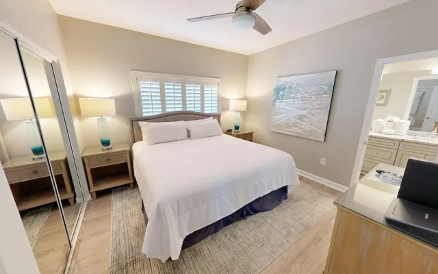 Oceania 405 3 Bedroom Condo by RedAwning