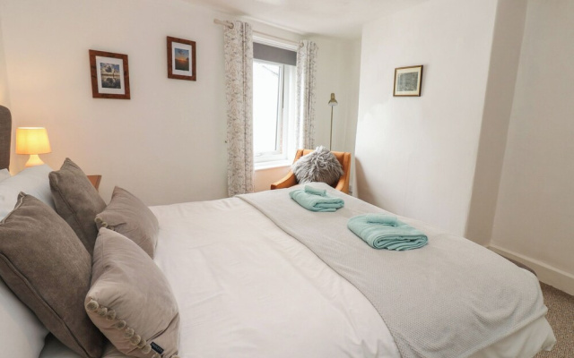 1 Eden Cottages