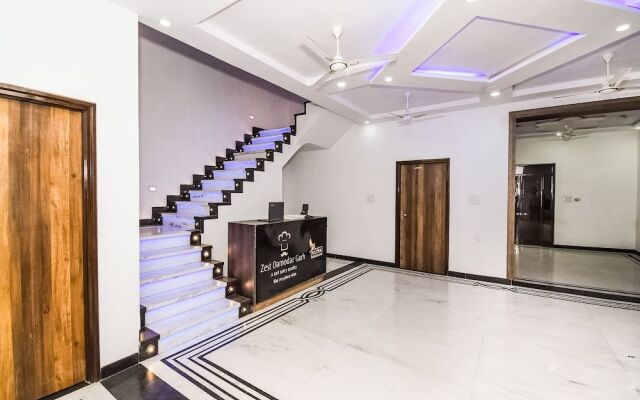 Oyo 42636 Zest Damodar Garh
