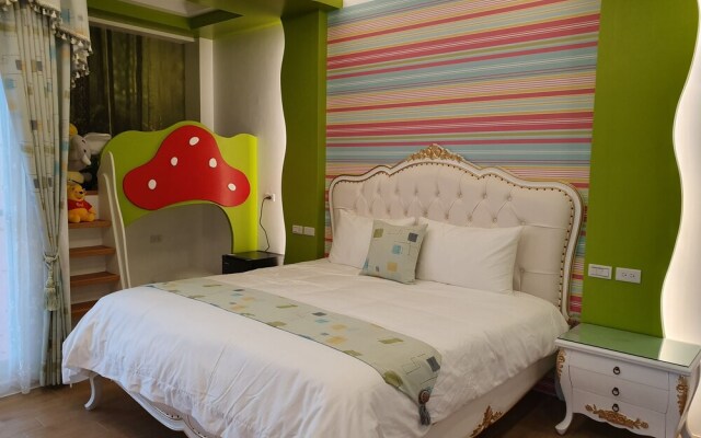 Honeysuckle Family Castle