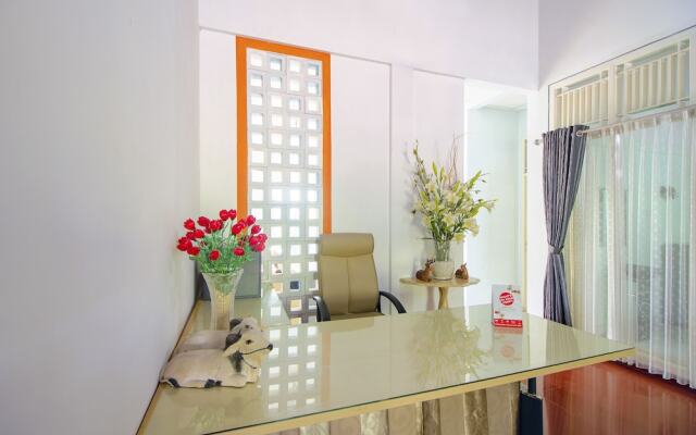 Griya Wismono Homestay by OYO Rooms