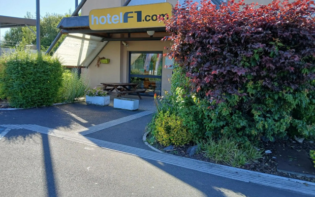 hotelF1 Valenciennes Douchy les Mines