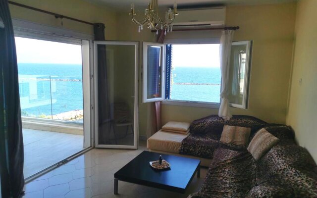 Galatex Beachfront 1St Line Sea View Suites Best Location Peaceful Green Place