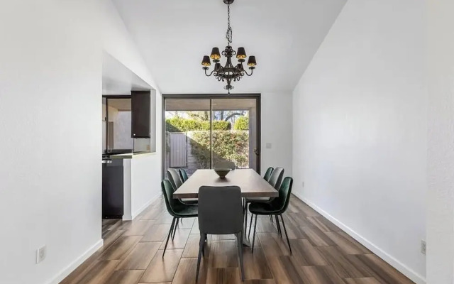 Sunset House