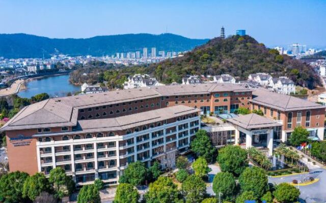 Howard Johnson Hotel Tongfang Plaza Zhuji