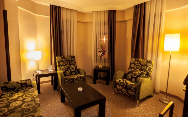 Rumi Hotel