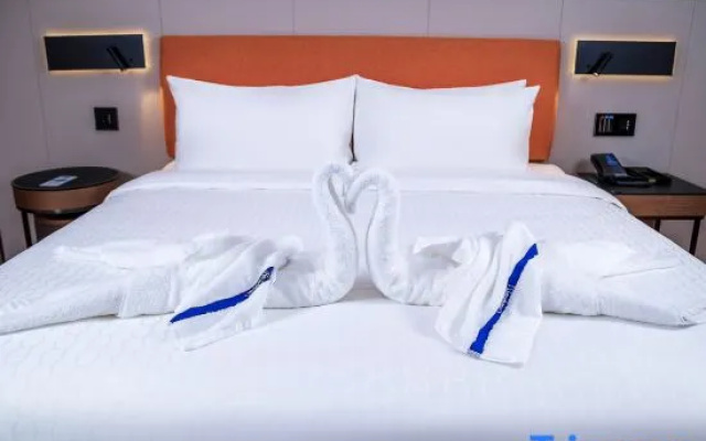 Hampton by Hilton Wuhan railway Station