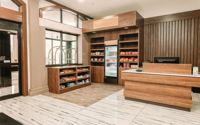 Wyndham Garden Williamsburg Busch Gardens Area