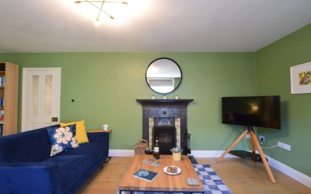 11 Crabbe Street, Aldeburgh