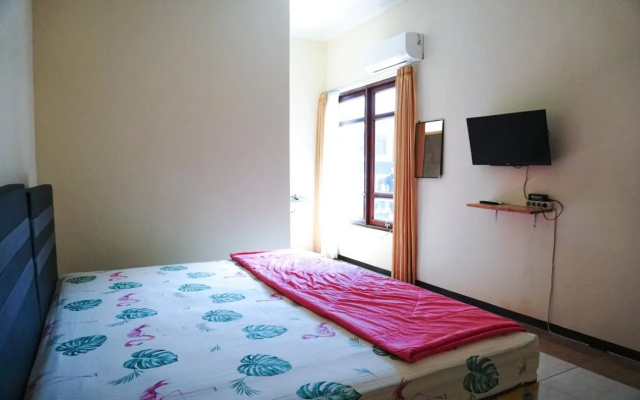 Green Surabaya Homey